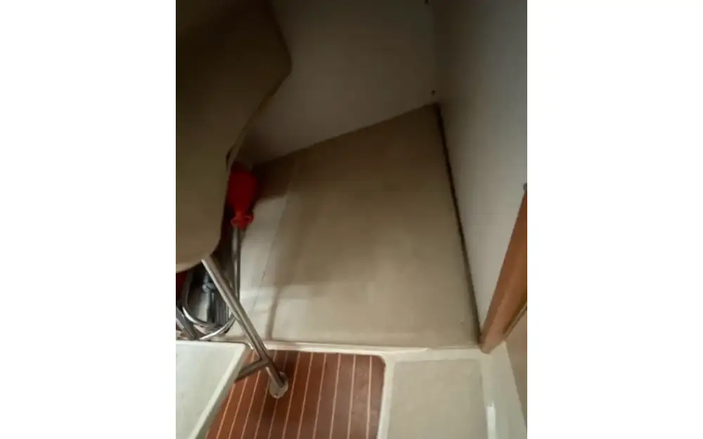 slider 4 Boston Whaler  28 Conquest