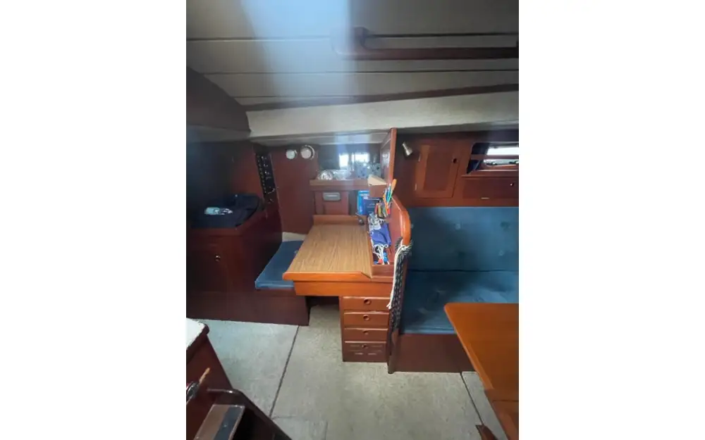 slider 9 Hallberg Rassy  38
