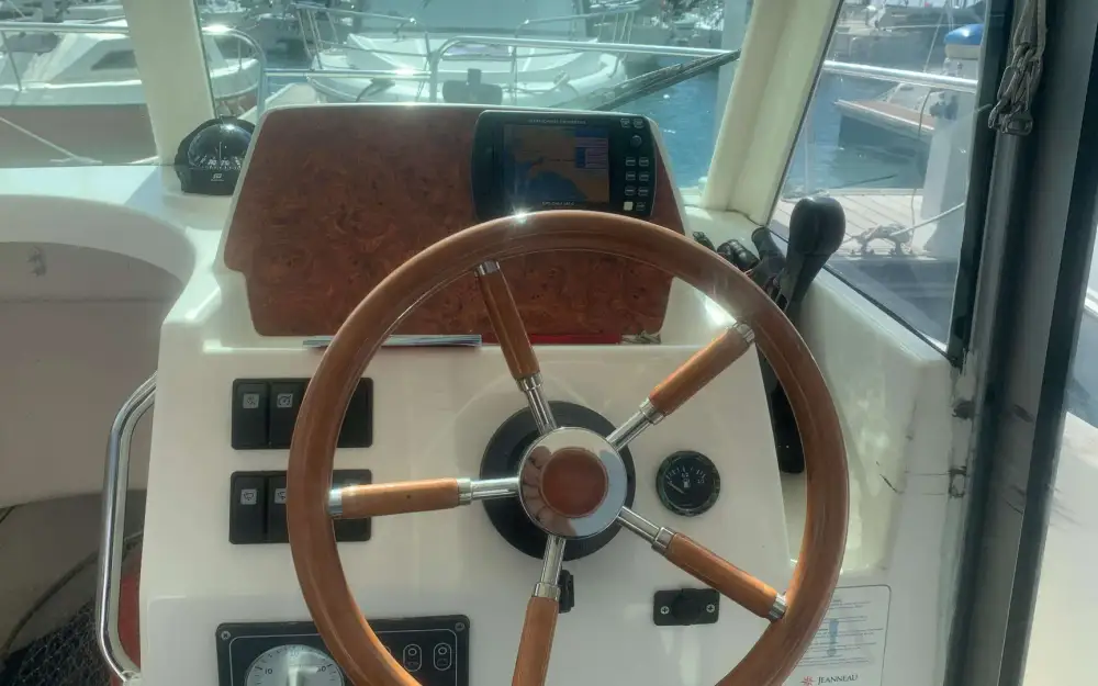 slider 14 Jeanneau Merry Fisher 655 Marlin