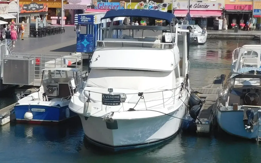 slider 1 Carver  406 Motor Yacht