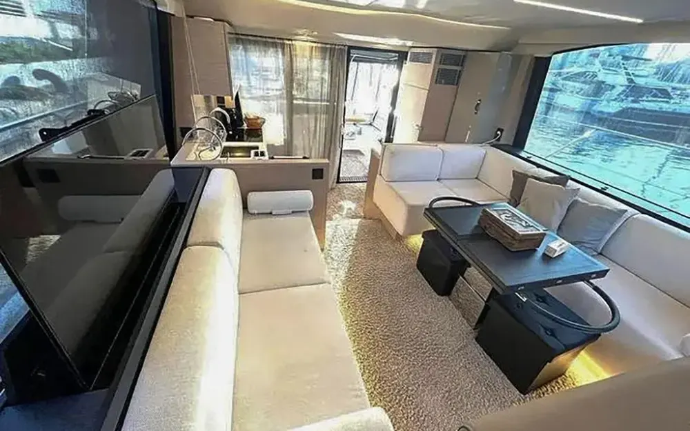 slider 25 Beneteau Monte Carlo 52
