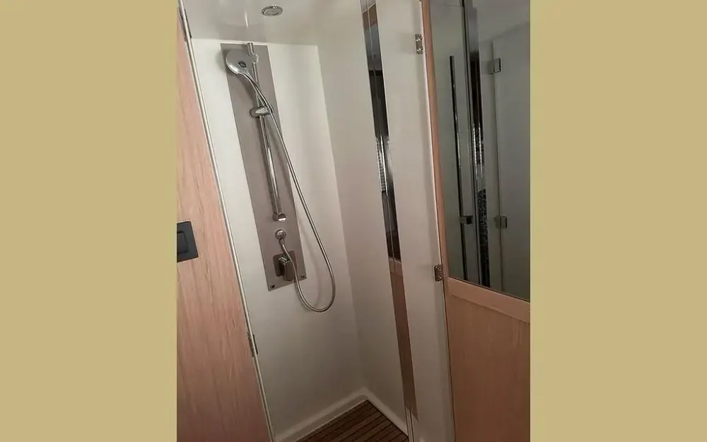 slider 34 Beneteau Monte Carlo 52