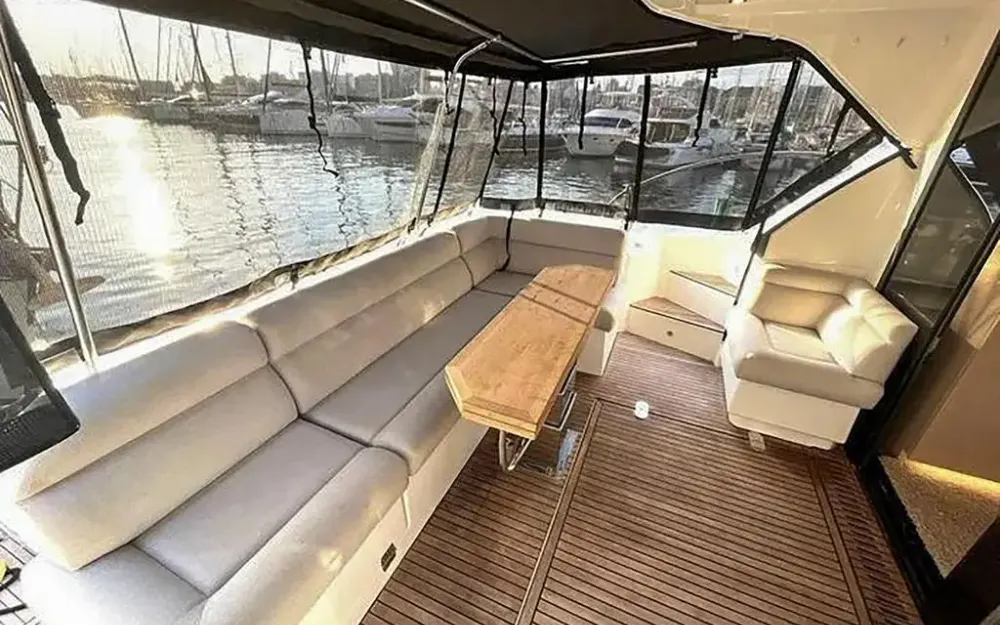 slider 6 Beneteau Monte Carlo 52