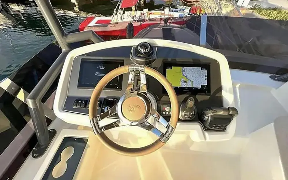 slider 7 Beneteau Monte Carlo 52