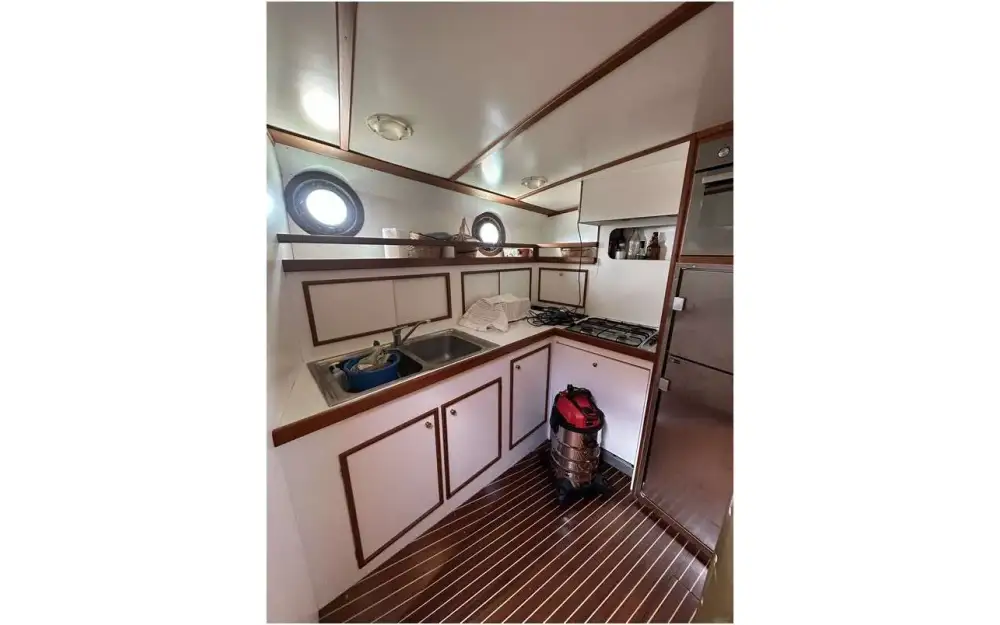 slider 4 Custom Ketch