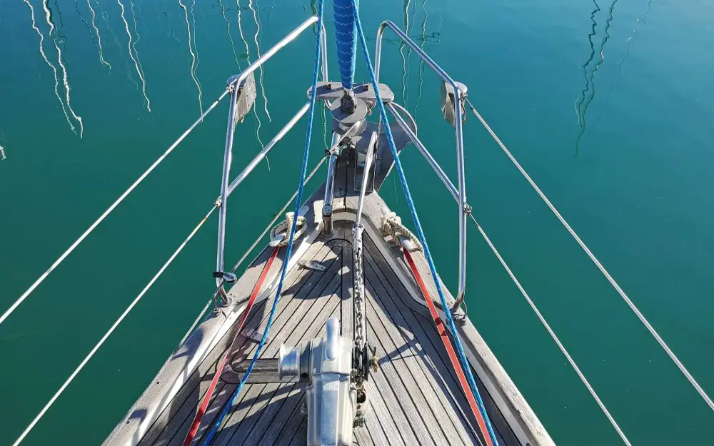 slider 22 Hallberg Rassy  352