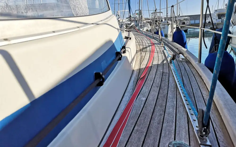slider 4 Hallberg Rassy  352