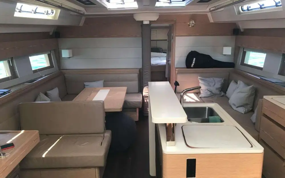 slider 1 Hanse  588