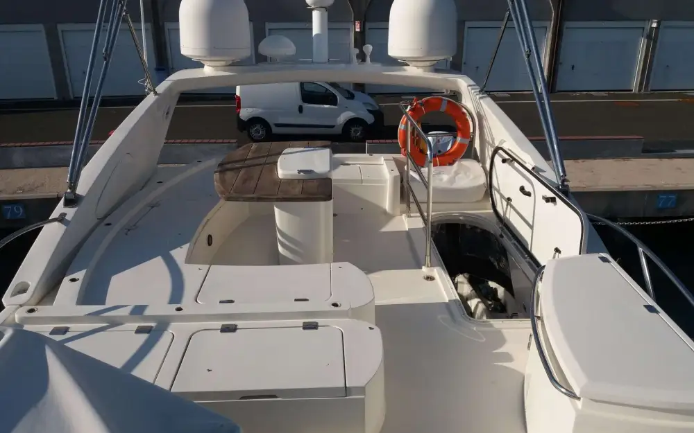 slider 18 Sunseeker Manhattan 52