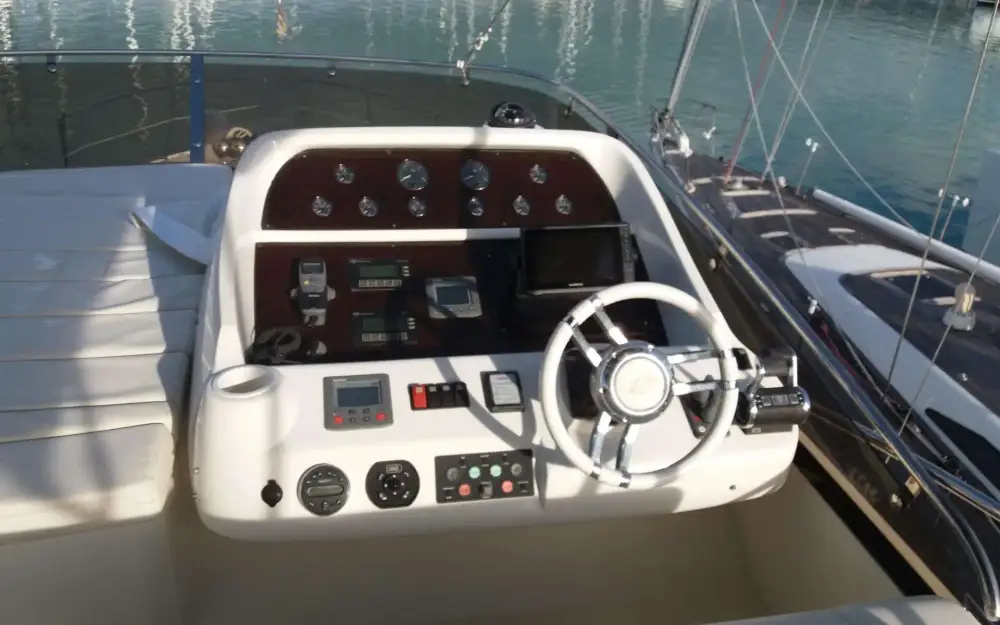 slider 19 Sunseeker Manhattan 52