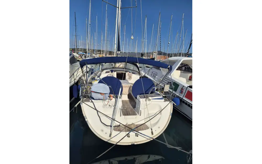 slider 9 Bavaria 42 cruiser