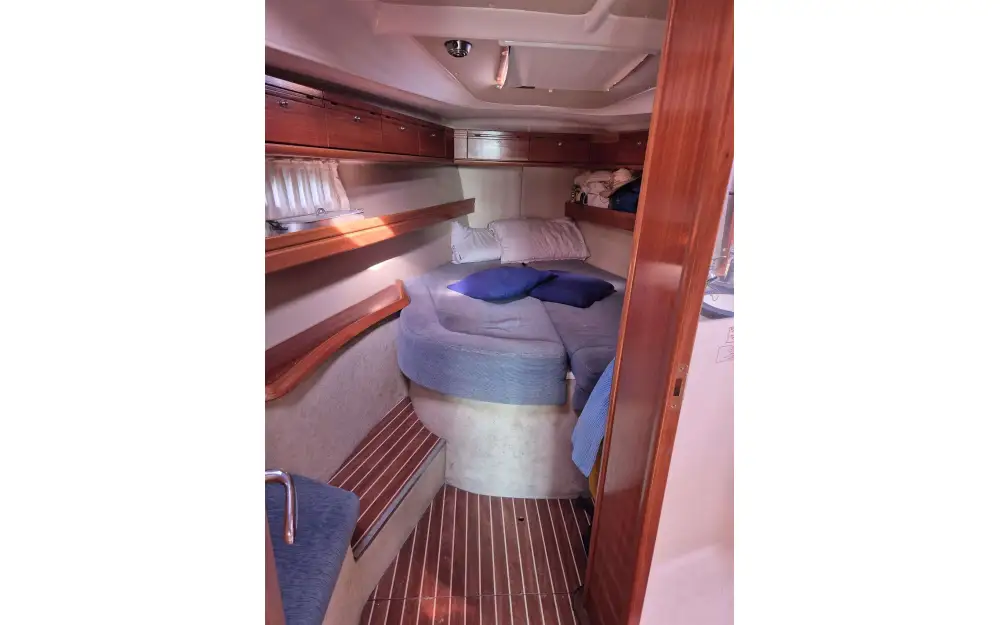 slider 6 Bavaria 42 cruiser
