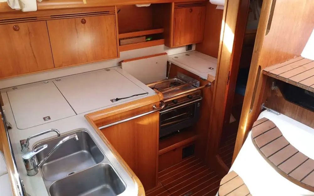 slider 21 Jeanneau Sun Odyssey 45