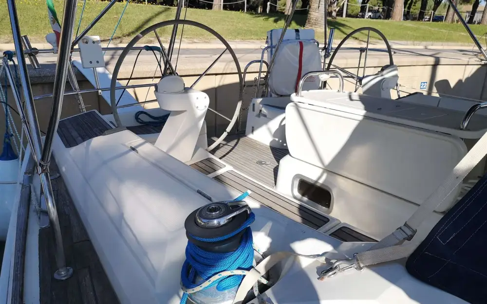 slider 2 Jeanneau Sun Odyssey 45