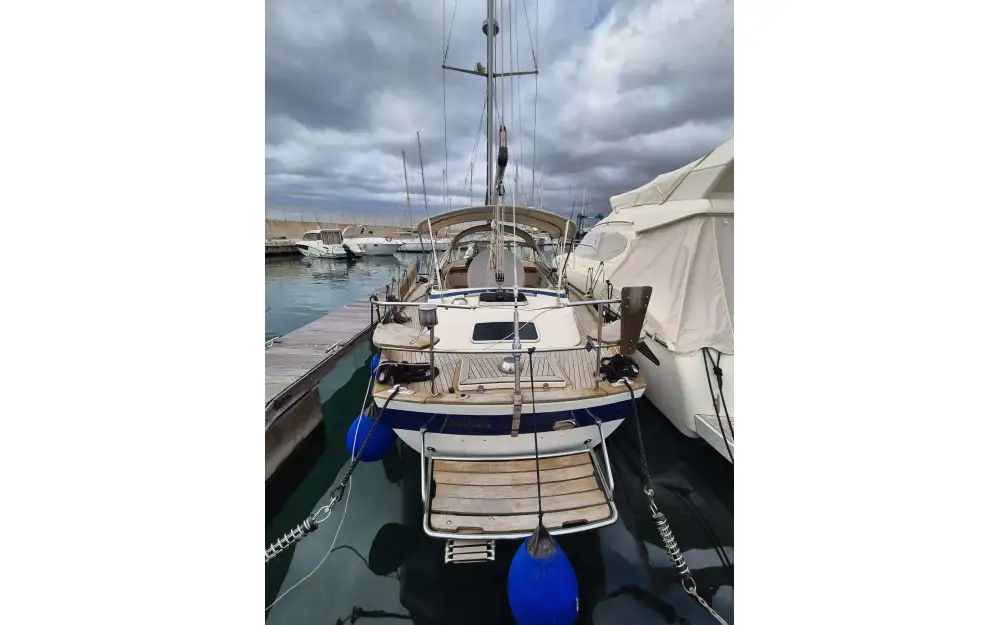 slider 0 Hallberg Rassy  36