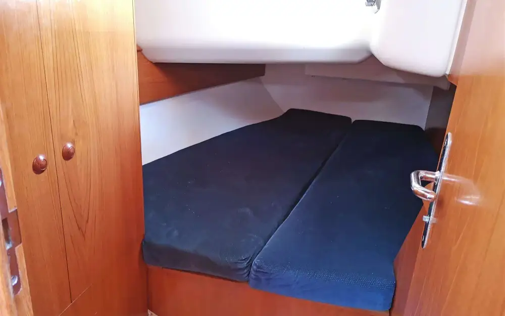 slider 11 Jeanneau Sun Odyssey 40