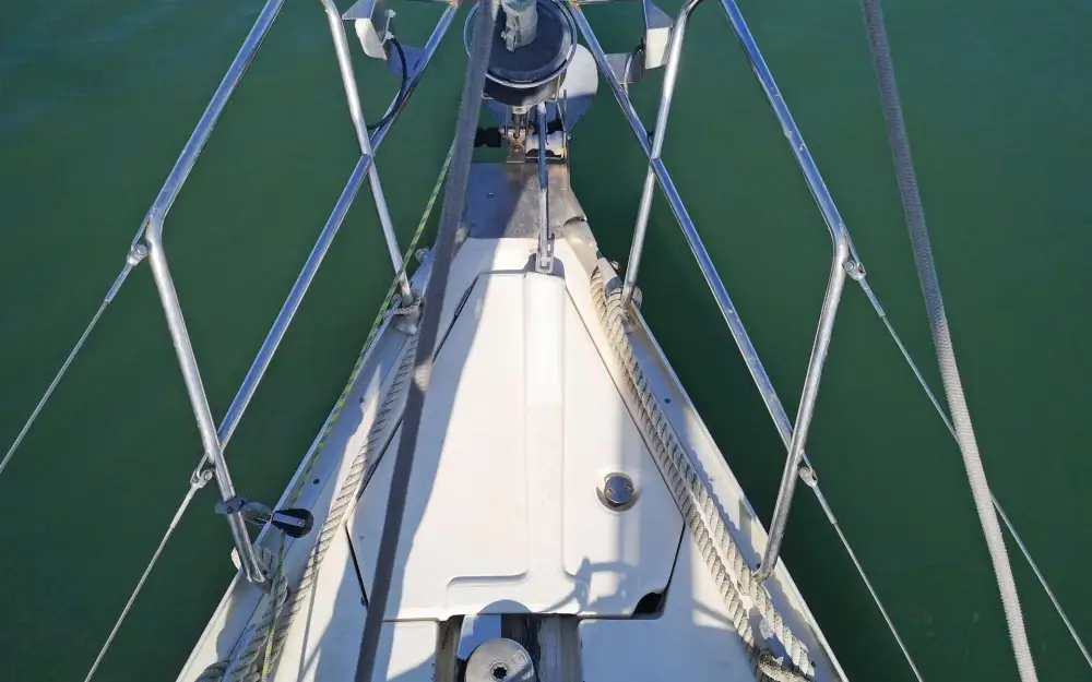 slider 16 Jeanneau Sun Odyssey 40