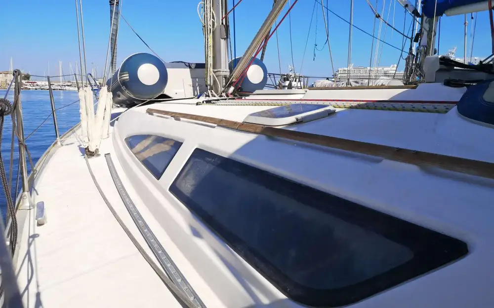 slider 6 Jeanneau Sun Odyssey 40