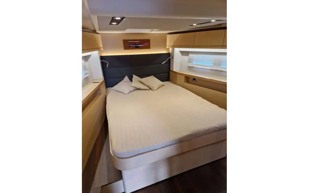 slider 16 Hanse  548
