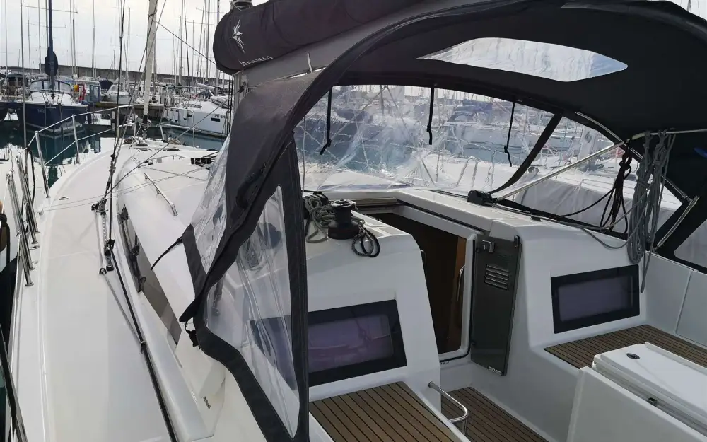 slider 14 Jeanneau Sun Odyssey 440