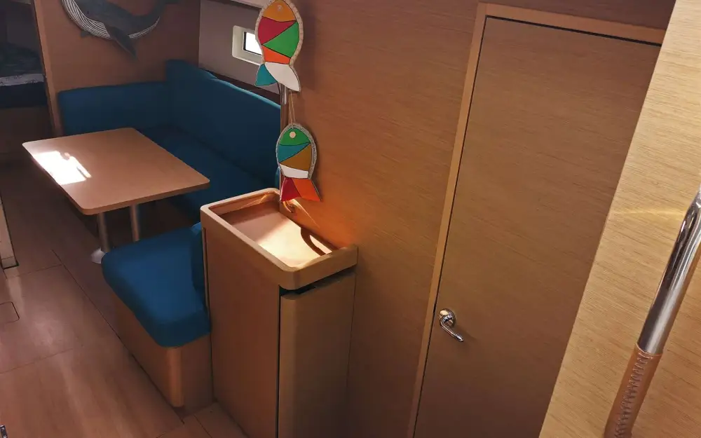 slider 17 Jeanneau Sun Odyssey 440