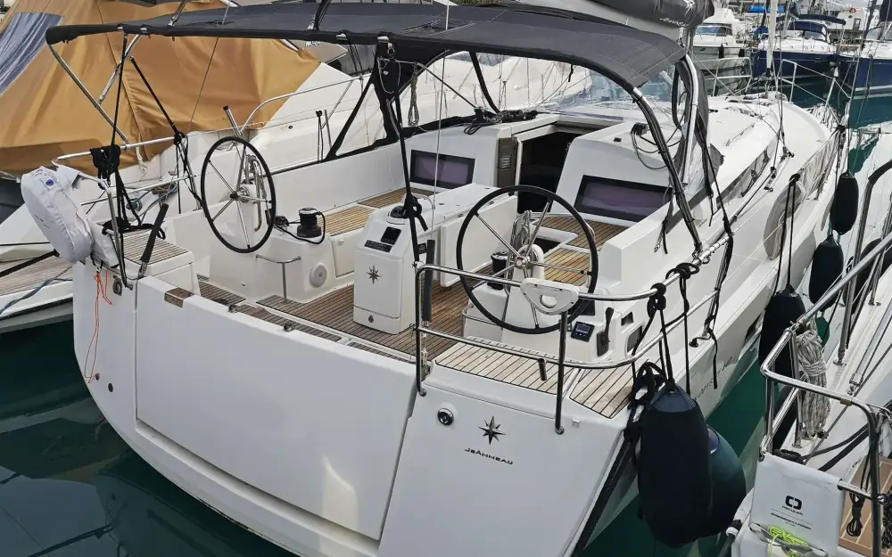 slider 20 Jeanneau Sun Odyssey 440