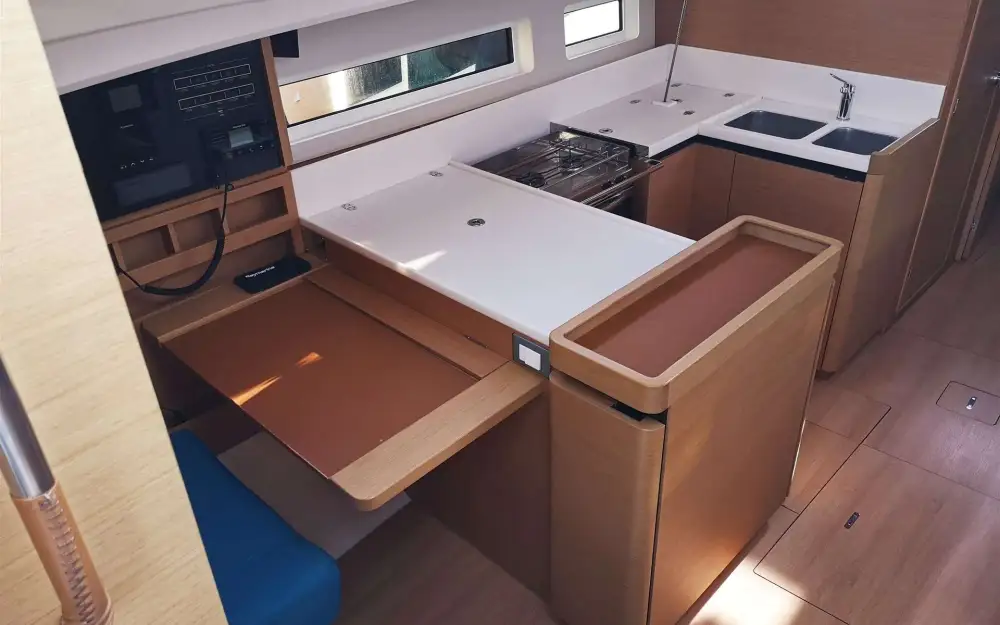 slider 4 Jeanneau Sun Odyssey 440