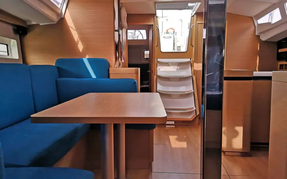 slider 8 Jeanneau Sun Odyssey 440