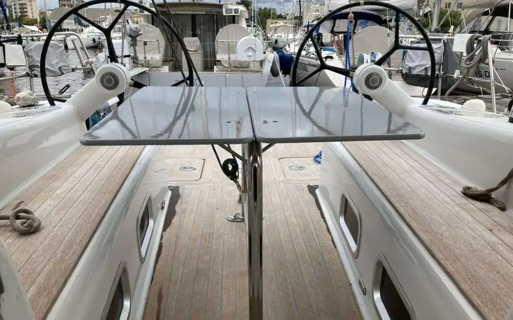 slider 11 Gieffe Yachts Gieffe 53