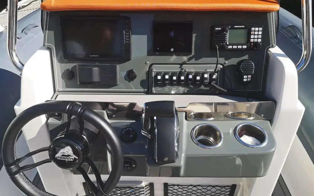 slider 2 Marlin Boat  24 X