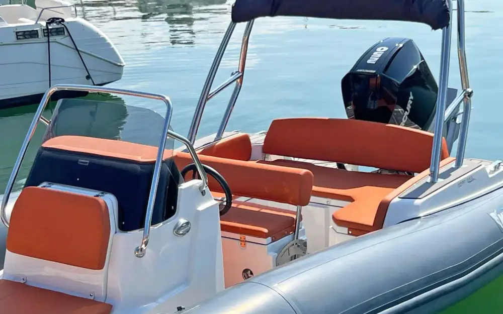 slider 3 Marlin Boat  24 X