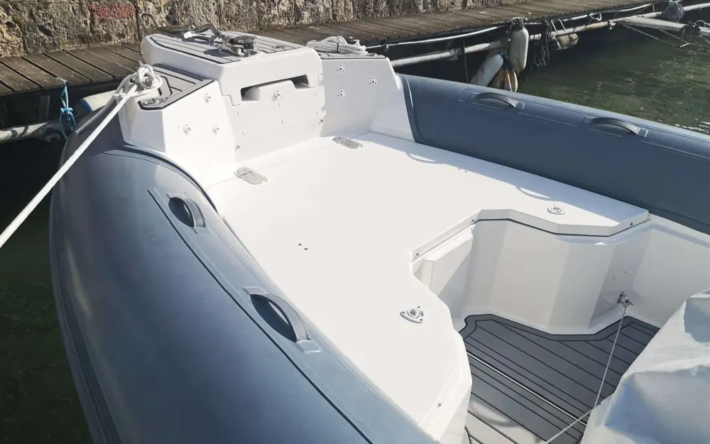 slider 4 Marlin Boat  24 X
