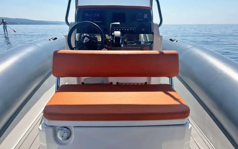 slider 5 Marlin Boat  24 X