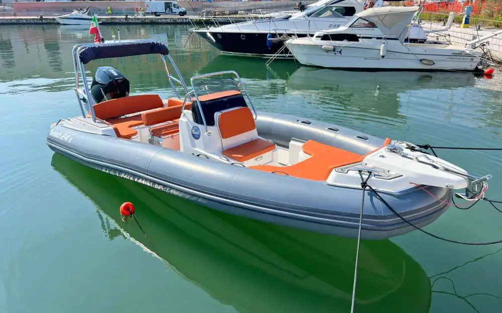 slider 7 Marlin Boat  24 X