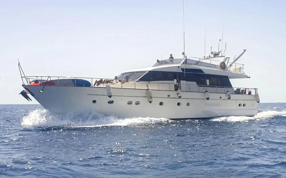 slider 28 San Lorenzo  70