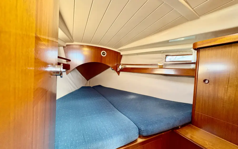 slider 21 Beneteau Oceanis 370