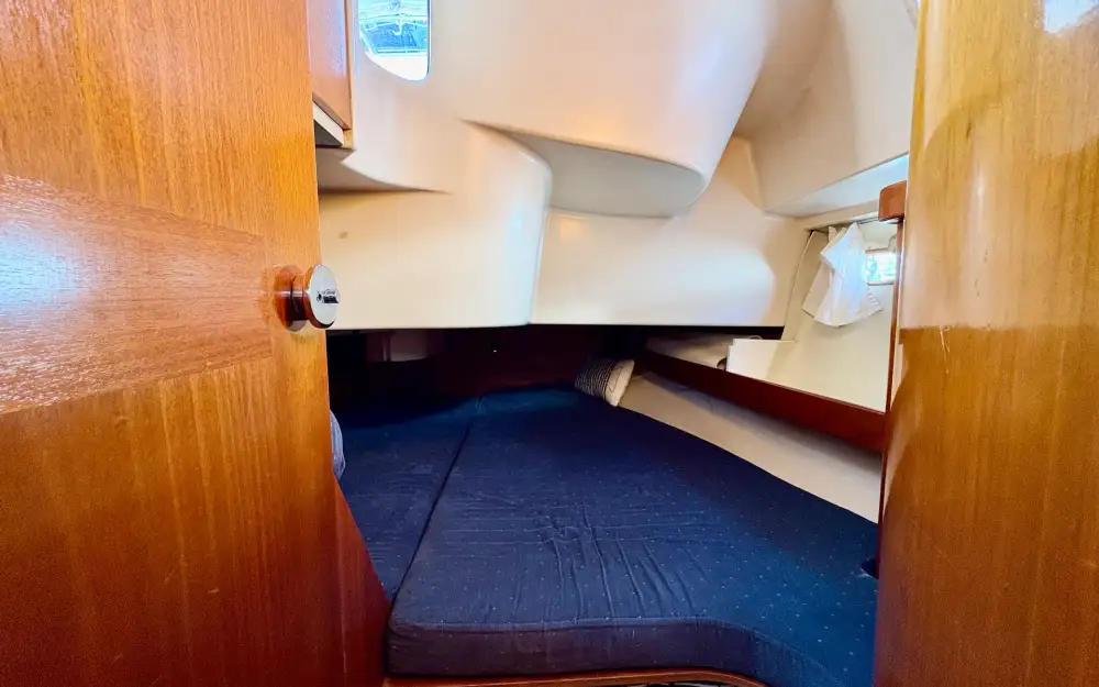 slider 22 Beneteau Oceanis 370
