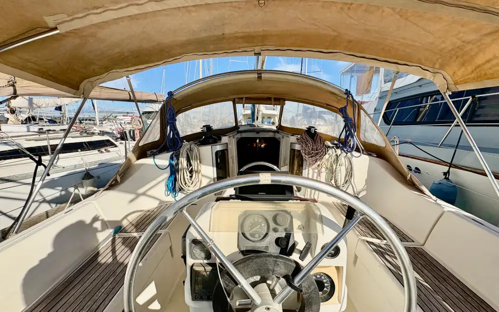 slider 3 Beneteau Oceanis 370