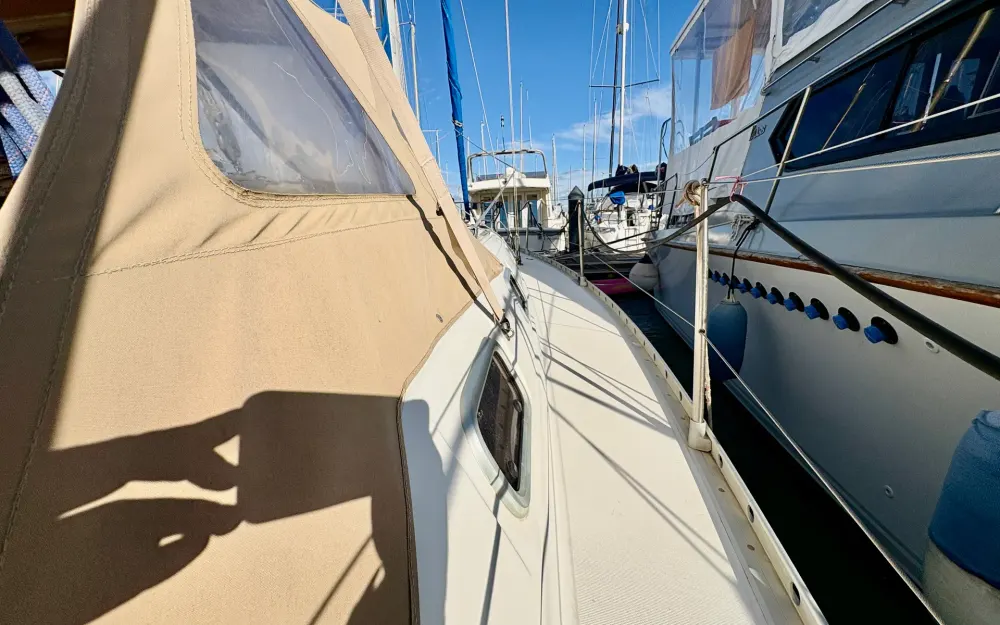 slider 6 Beneteau Oceanis 370