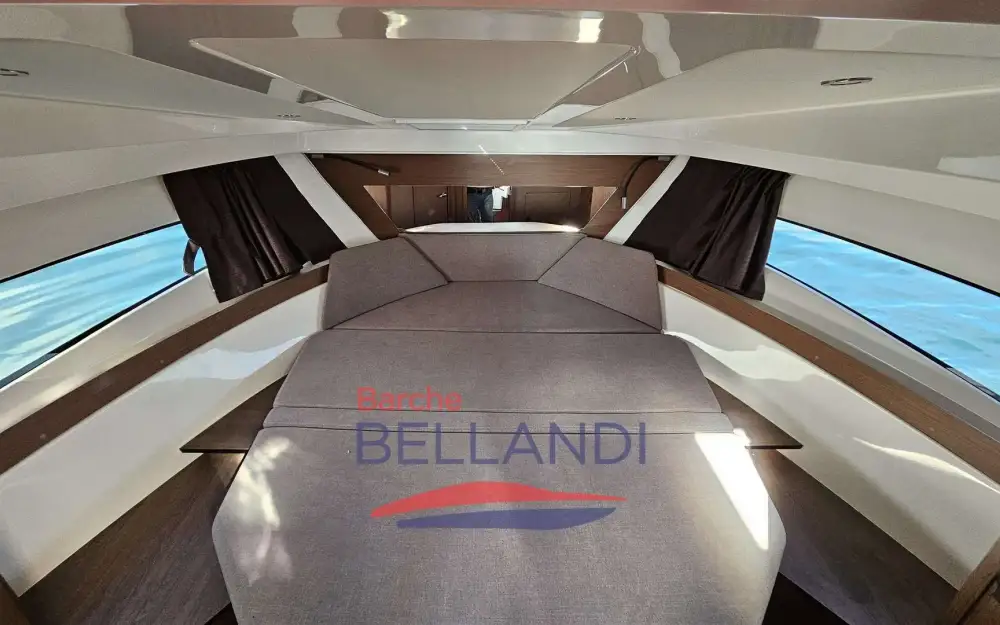 slider 20 Beneteau Antares 11
