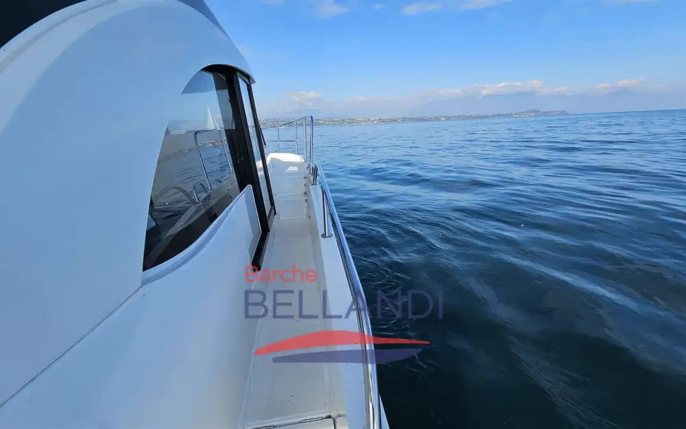 slider 7 Beneteau Antares 11