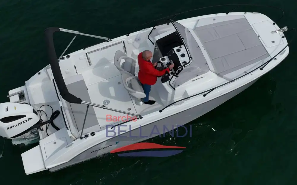 slider 10 Beneteau Flyer 7 SUNdeck