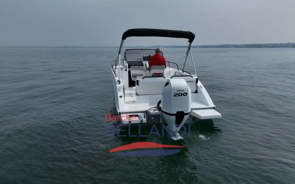 slider 12 Beneteau Flyer 7 SUNdeck