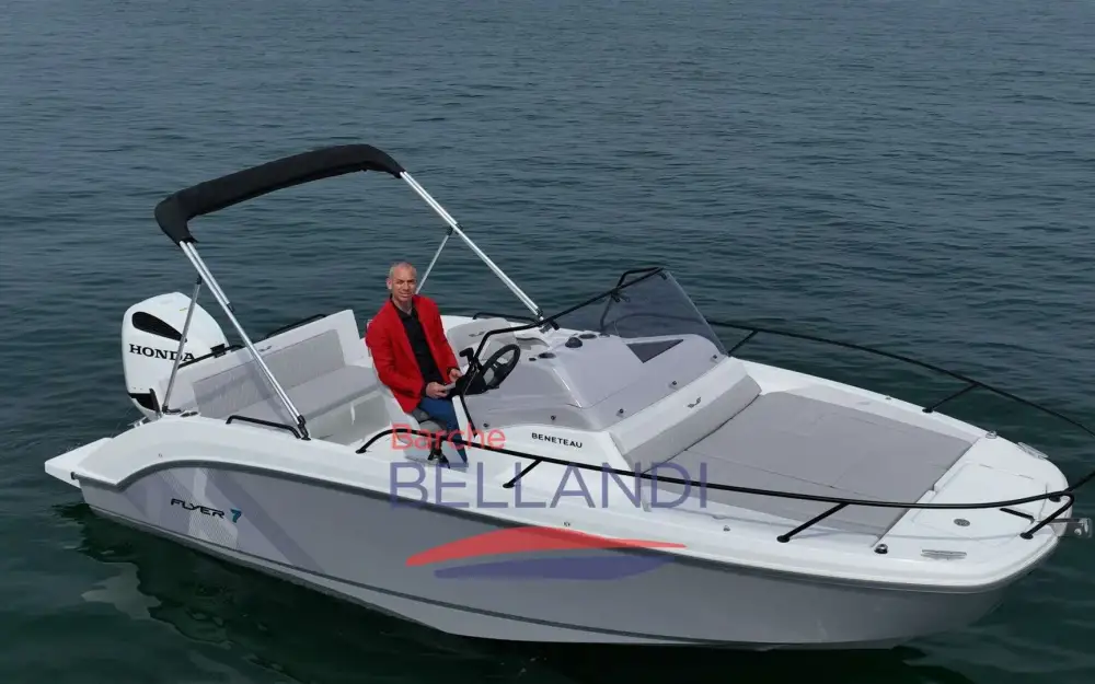 slider 13 Beneteau Flyer 7 SUNdeck