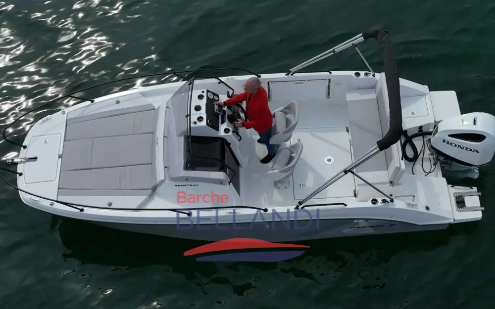 slider 14 Beneteau Flyer 7 SUNdeck