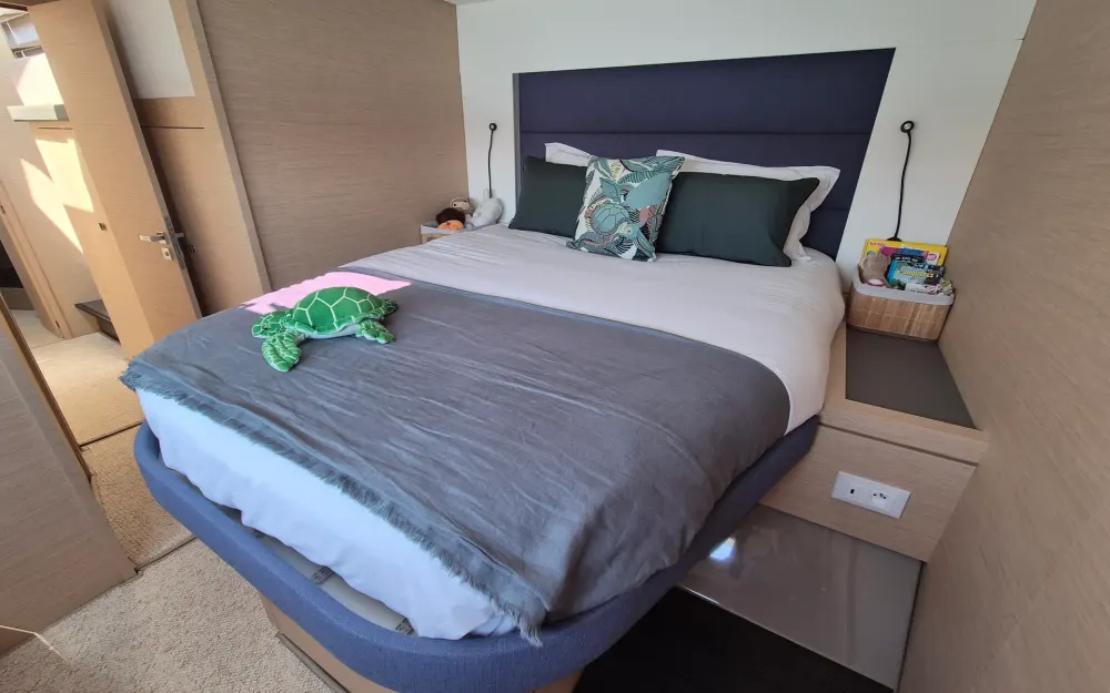 slider 16 Fountaine Pajot Tanna 47
