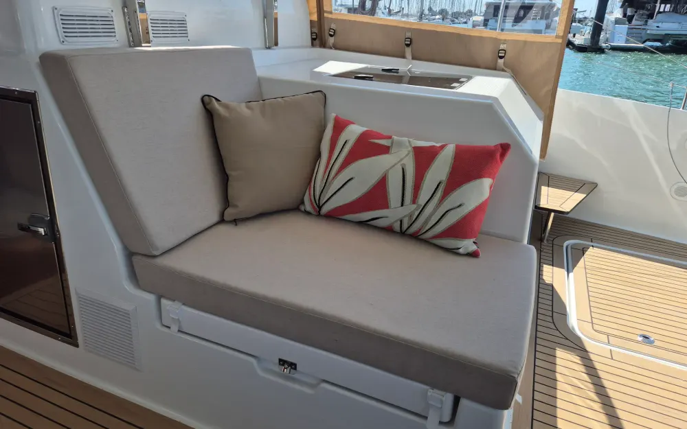 slider 19 Fountaine Pajot Tanna 47