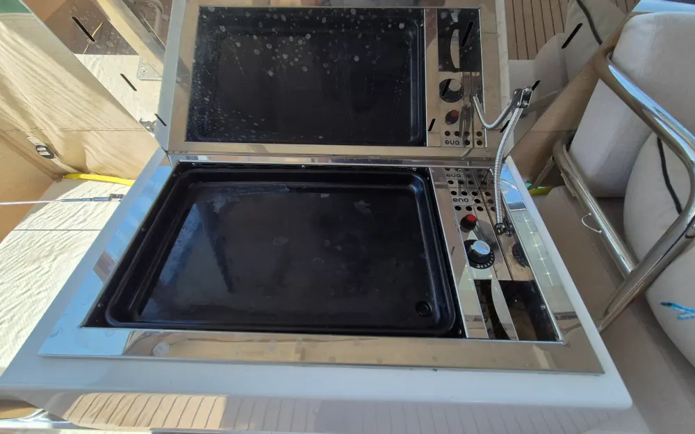 slider 26 Fountaine Pajot Tanna 47