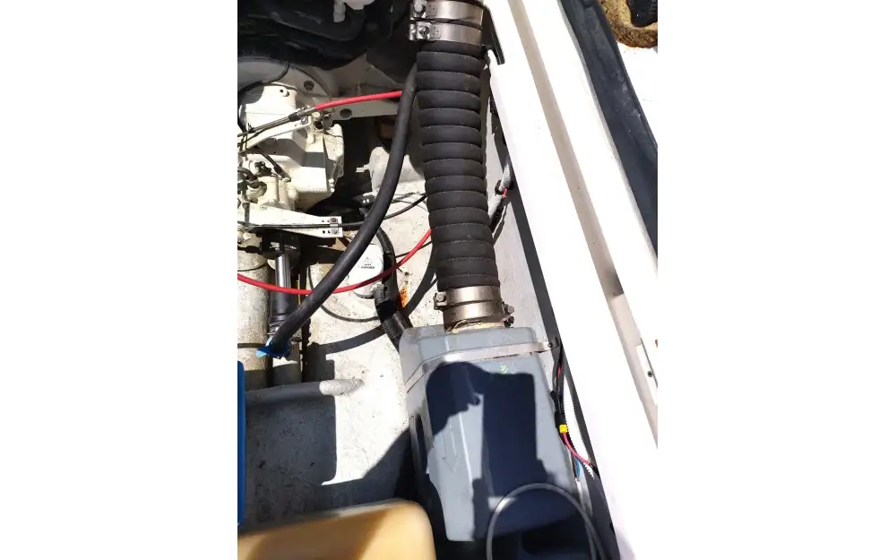 slider 34 Arvor 215