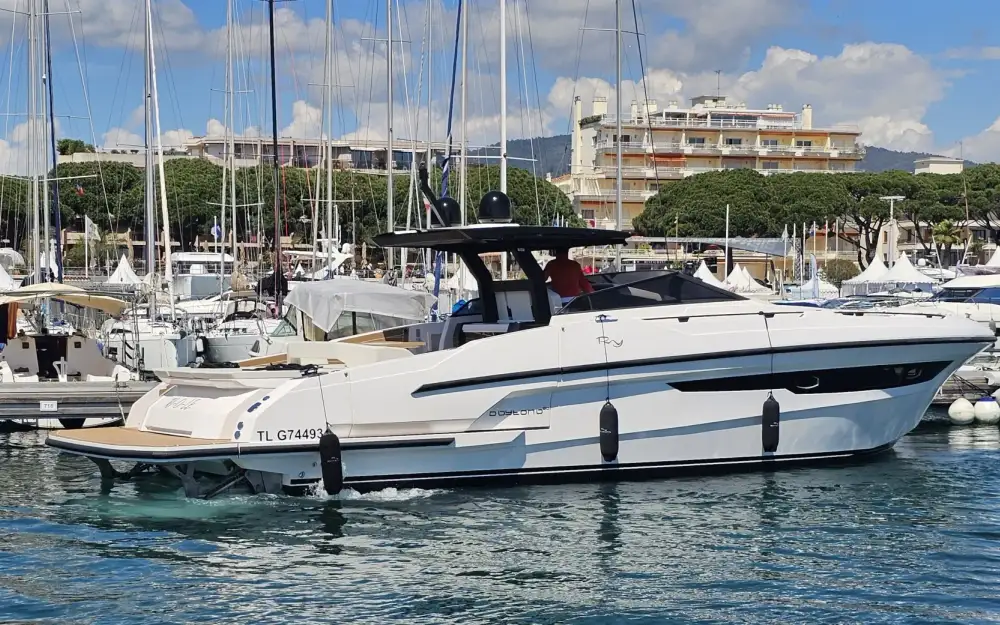 slider 0 Rio Yachts Daytona 50